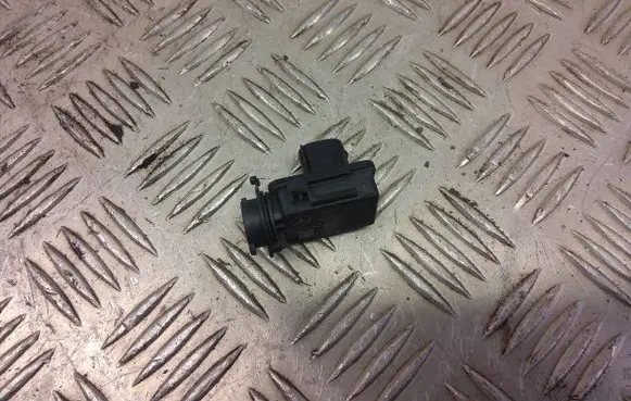 Mercedes-Benz A W176 Air quality sensor A0009055800