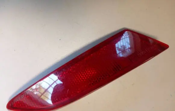 Ford Focus Rear tail light reflector BM51-515B0-AE BM51515B0AE NE69024