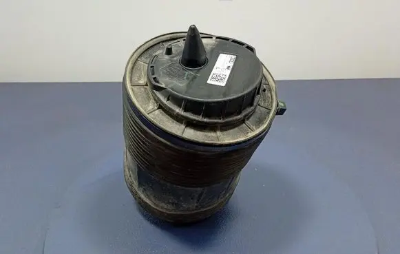 Audi Q7 4L Rear coil spring 4M0616001AK