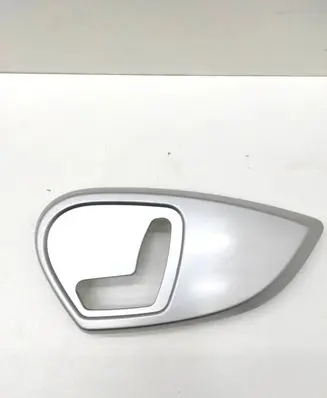 Mercedes-Benz ML W164 Front door seat control surround trim A6758313205