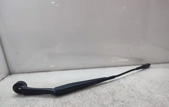 Front wiper blade arm
