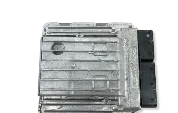 BMW 3 E90 E91 Engine control unit/module 7580279 898789J 5WK93637