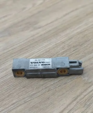 Volvo XC90 Airbag deployment crash/impact sensor 9452777 005810 190504