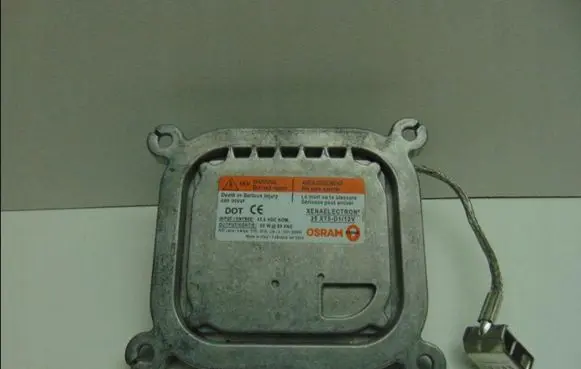Ford Focus Headlight ballast module Xenon 35XT5D1