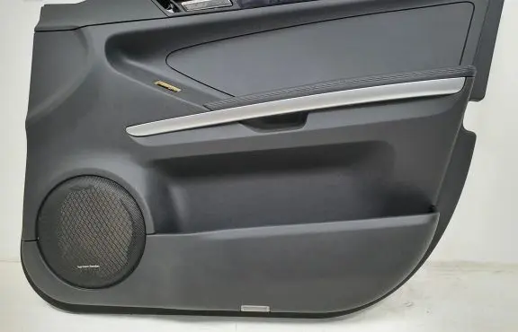 Mercedes-Benz ML W164 Front door card panel trim