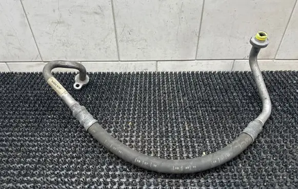 Volvo V60 Air conditioning (A/C) pipe/hose 31291256