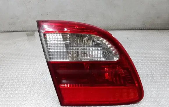 Mercedes-Benz E W211 Tailgate rear/tail lights A2118201364