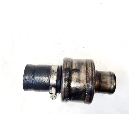 Intake resonator
