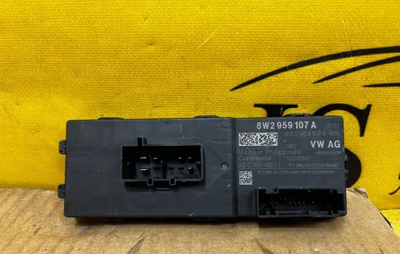 Audi A8 S8 D5 Tailgate/trunk control unit/module 8W2959107A