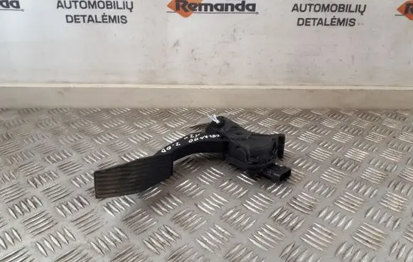 Chevrolet Orlando Accelerator throttle pedal 13253781