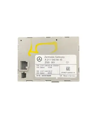 Mercedes-Benz E W211 Gateway control module A2115408445 A2114420027 A2115408245