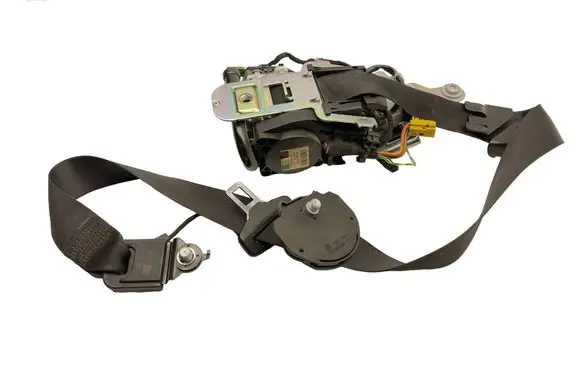 Mercedes-Benz E W212 Front seatbelt 6100358000 610500600 610902000G