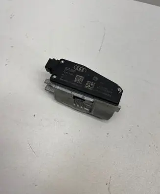 Audi A4 S4 B8 8K Steering wheel lock 8K0905852D 0042