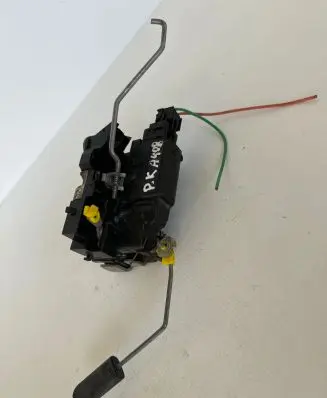 Nissan Interstar Front door lock 3508