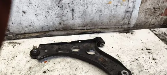 Opel Corsa F Front lower control arm/wishbone 