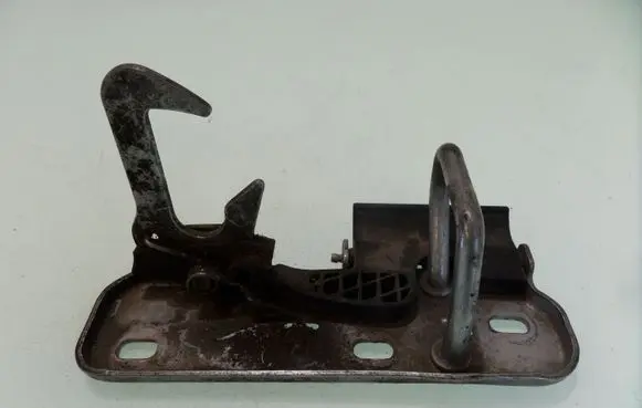 Volkswagen Golf VI Engine bonnet/hood lock/latch loop/hook 1Q0823480