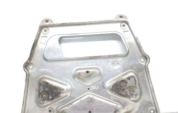 BMW 5 E60 E61 Engine splash shield/under tray 6768301 67686768301 10353212