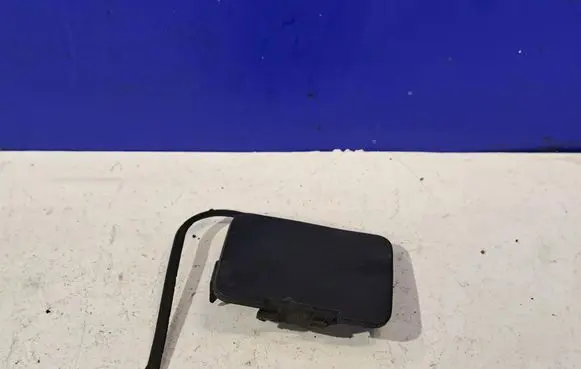 Volvo XC90 Front tow hook cap/cover 8662995