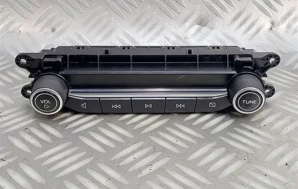 Ford Kuga III Head unit multimedia control LJ6T-18K811-BB