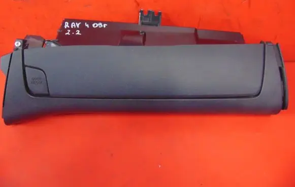 Toyota RAV 4 (XA30) Glove box set 