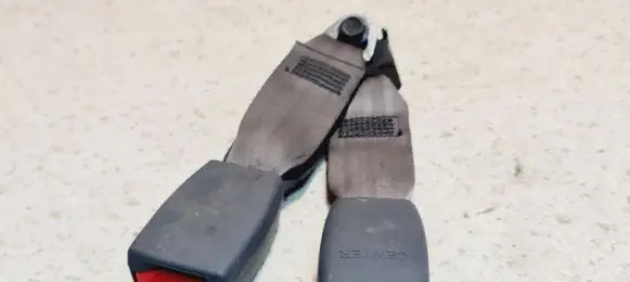 KIA Rio Middle seatbelt buckle (rear) 090831