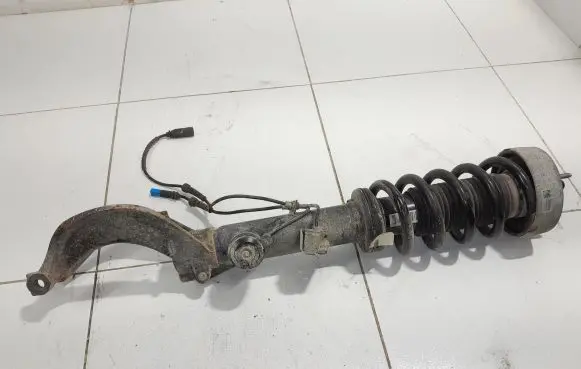 BMW X5 F15 Front shock absorber with coil spring 3711687508302 10541310011357 6875083