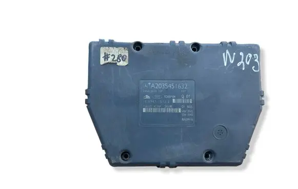Mercedes-Benz C W203 ABS Pump A2035451632