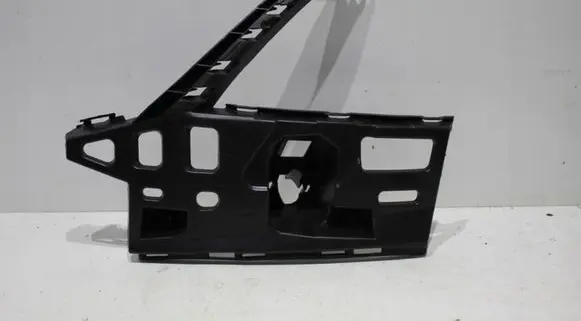 Skoda Octavia Mk3 (5E) Front bumper mounting bracket 5E0807055D
