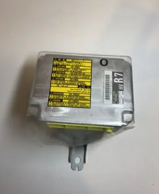 Lexus RX 450H Airbag control unit/module 1523007591