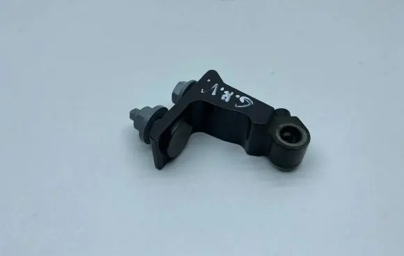 Audi A7 S7 4G Rear door upper hinge 4G0831401
