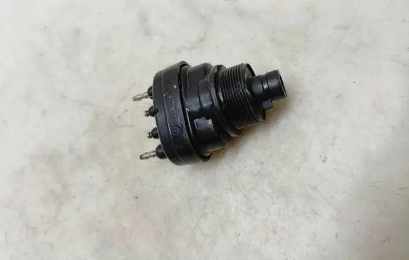 Mercedes-Benz 208 308 Other switches/knobs/shifts 0005443531 00354105