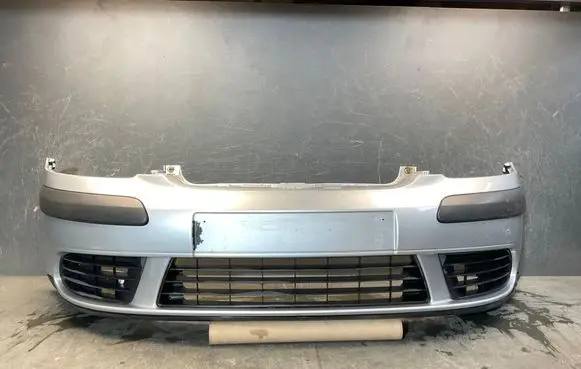 Volkswagen Golf Plus Front bumper 5M0807221