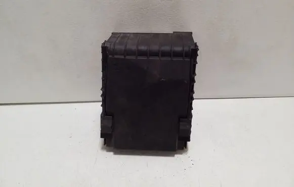 Volkswagen Golf V Fuse box cover 1K0937132F