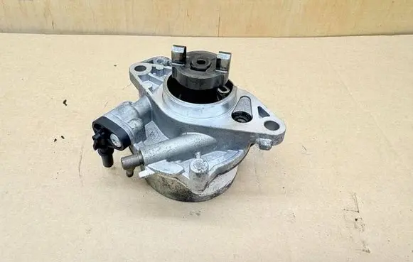 Fiat 500L Vacuum pump 55221036 A5987025 044051630