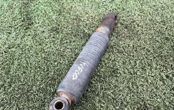 Iveco Daily 4th gen Rear shock absorber/damper 504118330