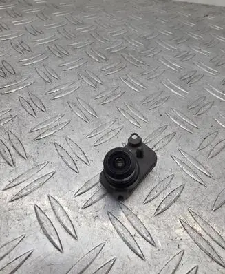 Tesla Model X Side fender camera V83BR
