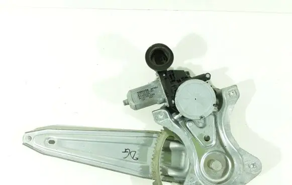 Toyota Auris 150 Rear door window regulator with motor 857200D120 973581100 AV2621002340