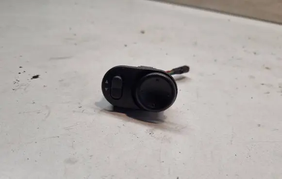 Opel Zafira A Wing mirror switch 09226861 1303T