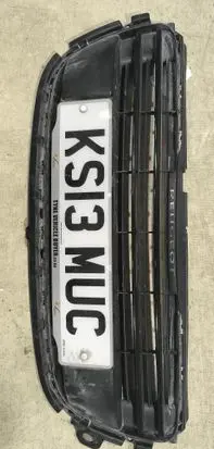 Peugeot 508 Front bumper upper radiator grill 9686571877