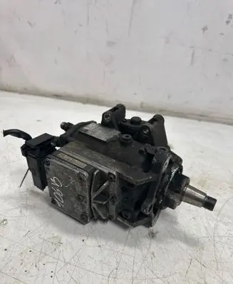 Audi A6 S6 C5 4B Fuel injection high pressure pump 0470506006