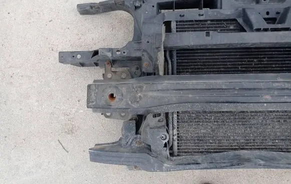 Volkswagen Caddy Front piece kit 