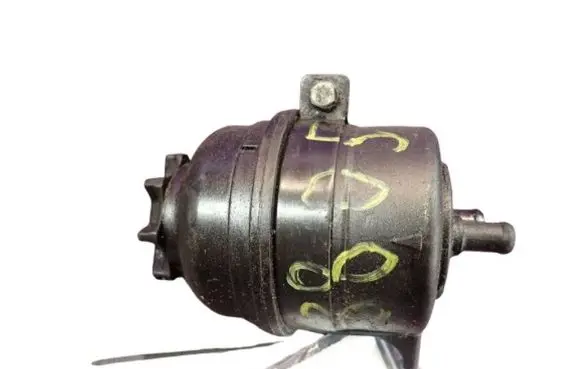BMW 5 E34 Power steering fluid tank/reservoir 