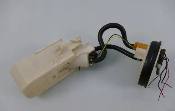 Nissan Micra In-tank fuel pump 170135F600