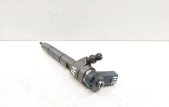Fuel injector