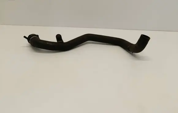 Volkswagen Touareg II Engine coolant pipe/hose 7P6122101J