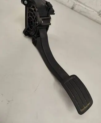 Peugeot 308 Accelerator throttle pedal 86ET34 0654252