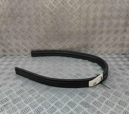 Audi e-tron Engine compartment rubber 4KE823725
