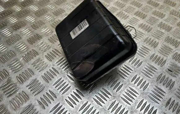 BMW 5 F10 F11 Intake resonator 8512249 13728512249 14389710