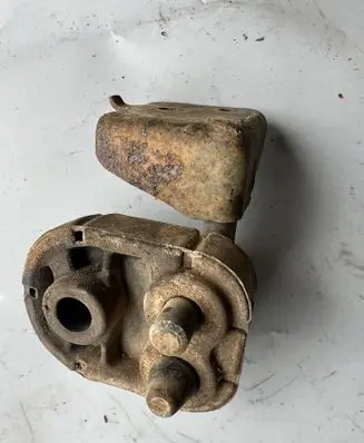 Muffler mount bracket/holder