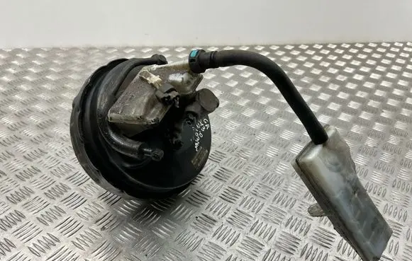 Ford Kuga II Brake booster DV612B195GA